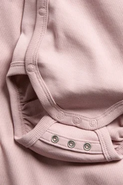 Forlengbar ribbet body