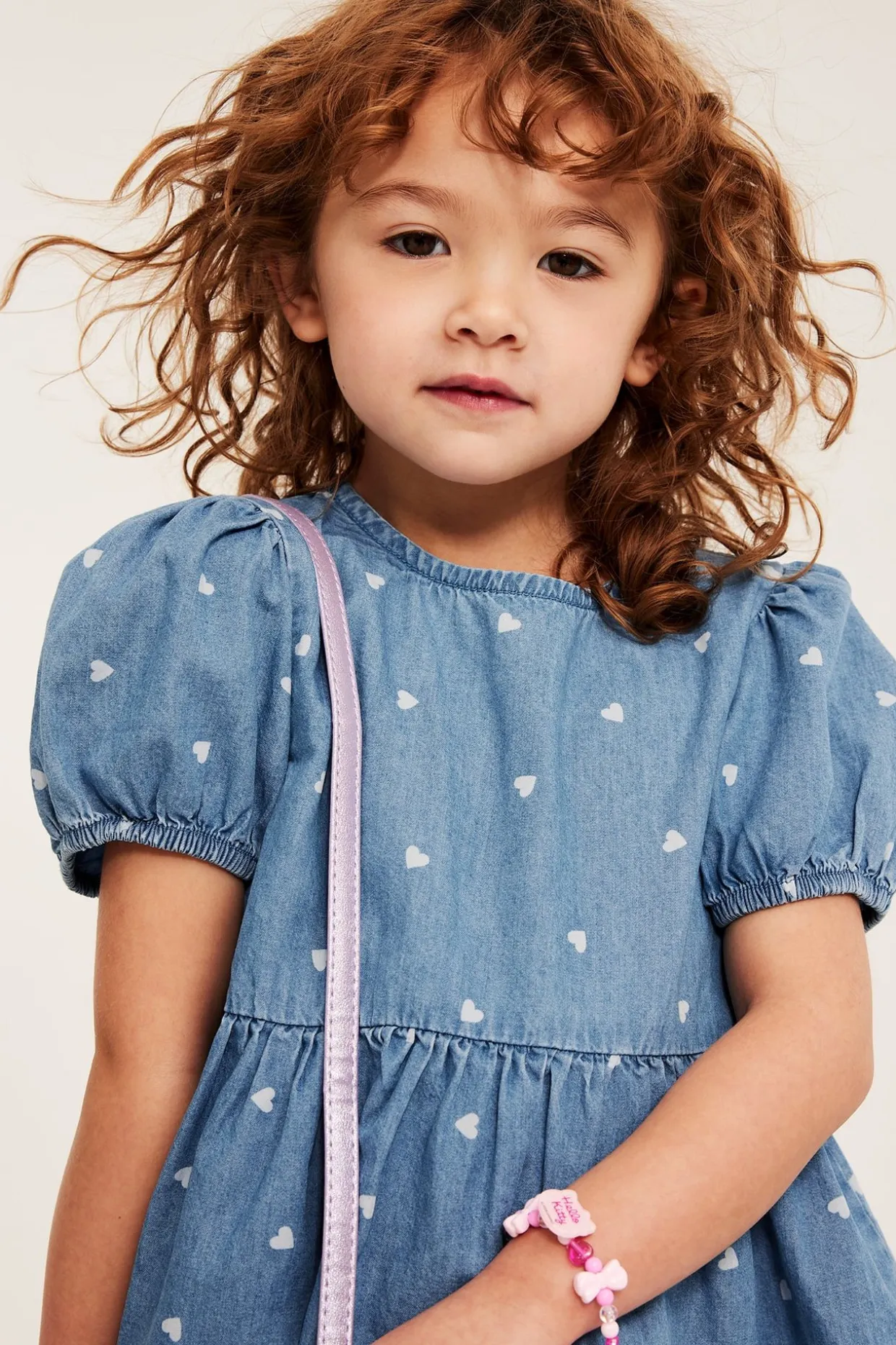 Hjertemønstret bluse i myk denim