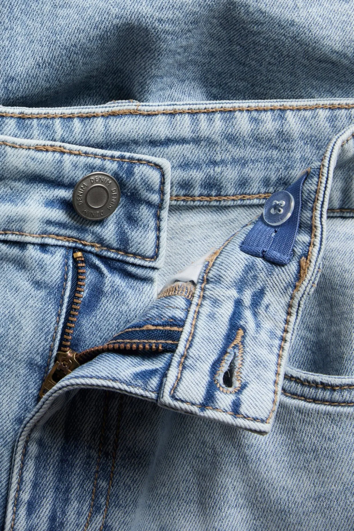 Jeansshorts med lengre ben