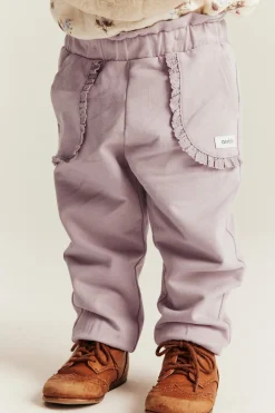 Joggebukser med blondedetaljer