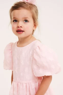 Kjole i organza med puffermer