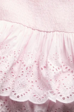 Kjole med volanger og broderie anglais
