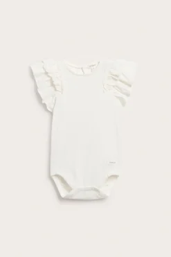 Kortermet body med volanger