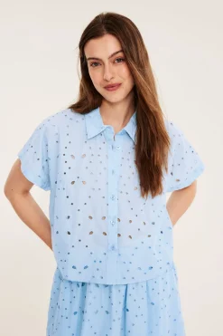 Kortermet bomullsbluse med broderie anglaise