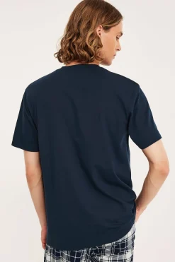 Kortermet pyjamastopp