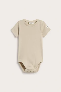 Kortermet ribbestrikket body