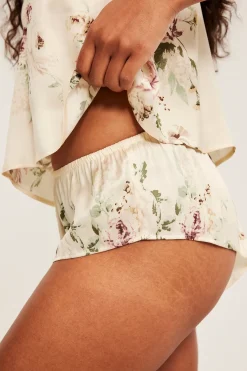 Korte shorts i sateng