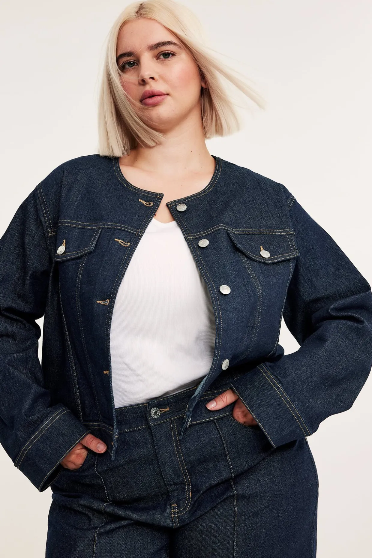 Kort jeansjakke