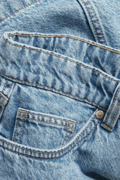 Kort jeansskjørt i A-linjeform