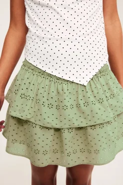 Kort skjørt broderie anglaise