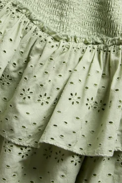 Kort skjørt broderie anglaise