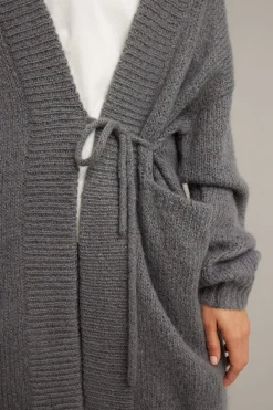 Lang cardigan i ullblanding