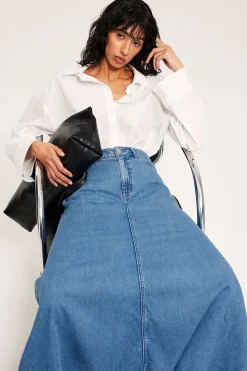 Langt jeansskjørt