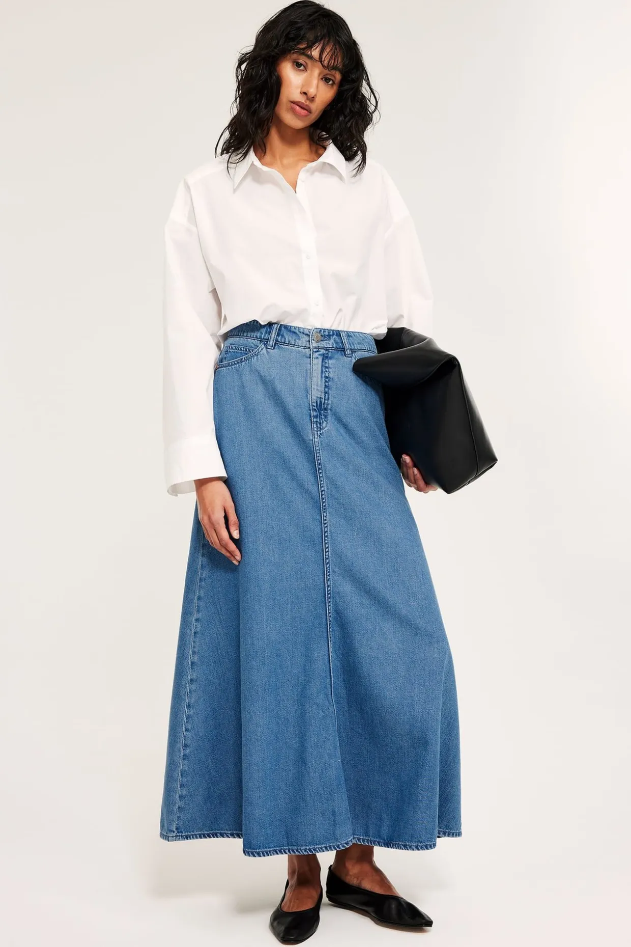 Langt jeansskjørt
