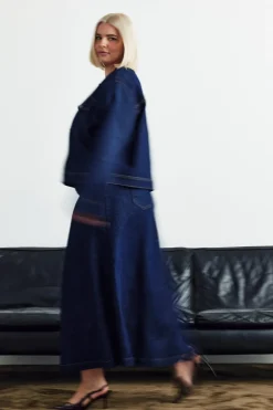 Langt jeansskjørt