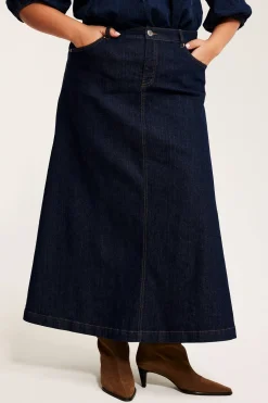 Langt jeansskjørt
