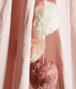Lesetelt med pomponger | Rosa | Baby | Newbie
