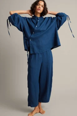 Linbluse med slipsdetalj