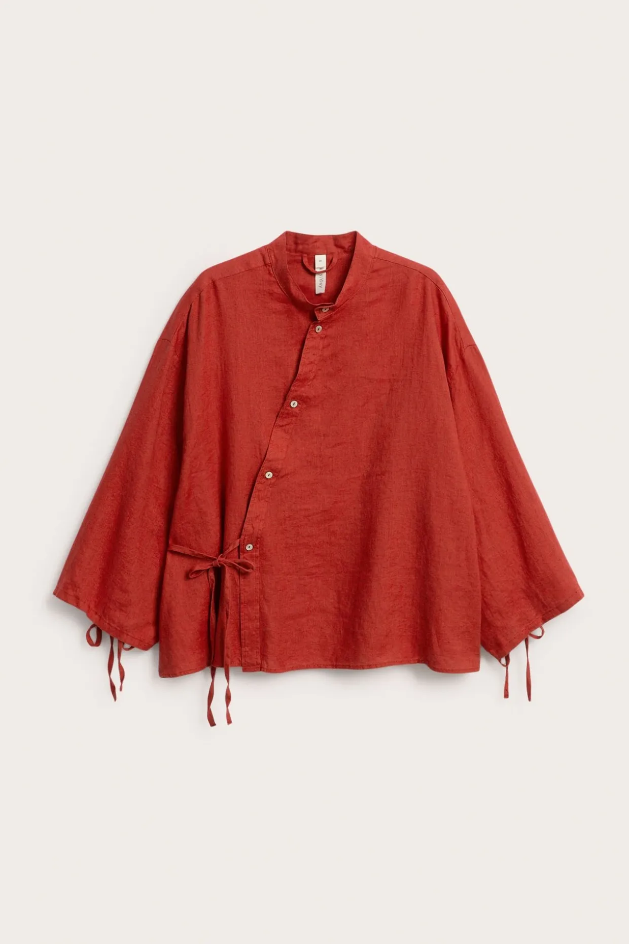 Linbluse med slipsdetalj
