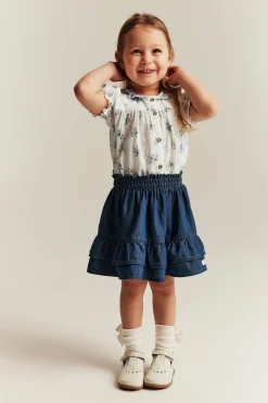 Liten blomstret kortermet bluse
