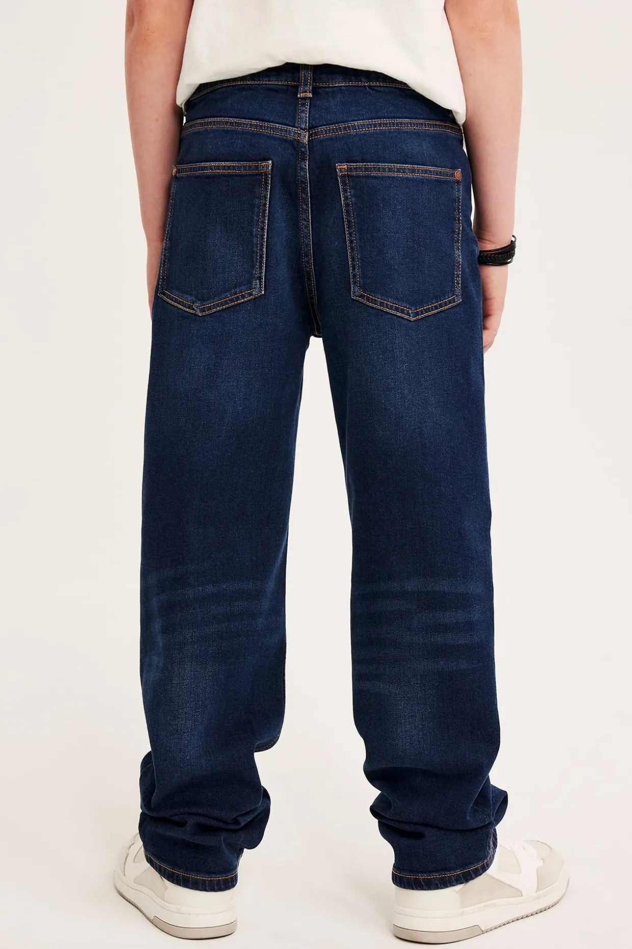 Loose jeans mid waist