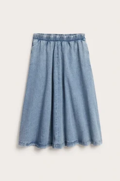Middels langt jeansskjørt