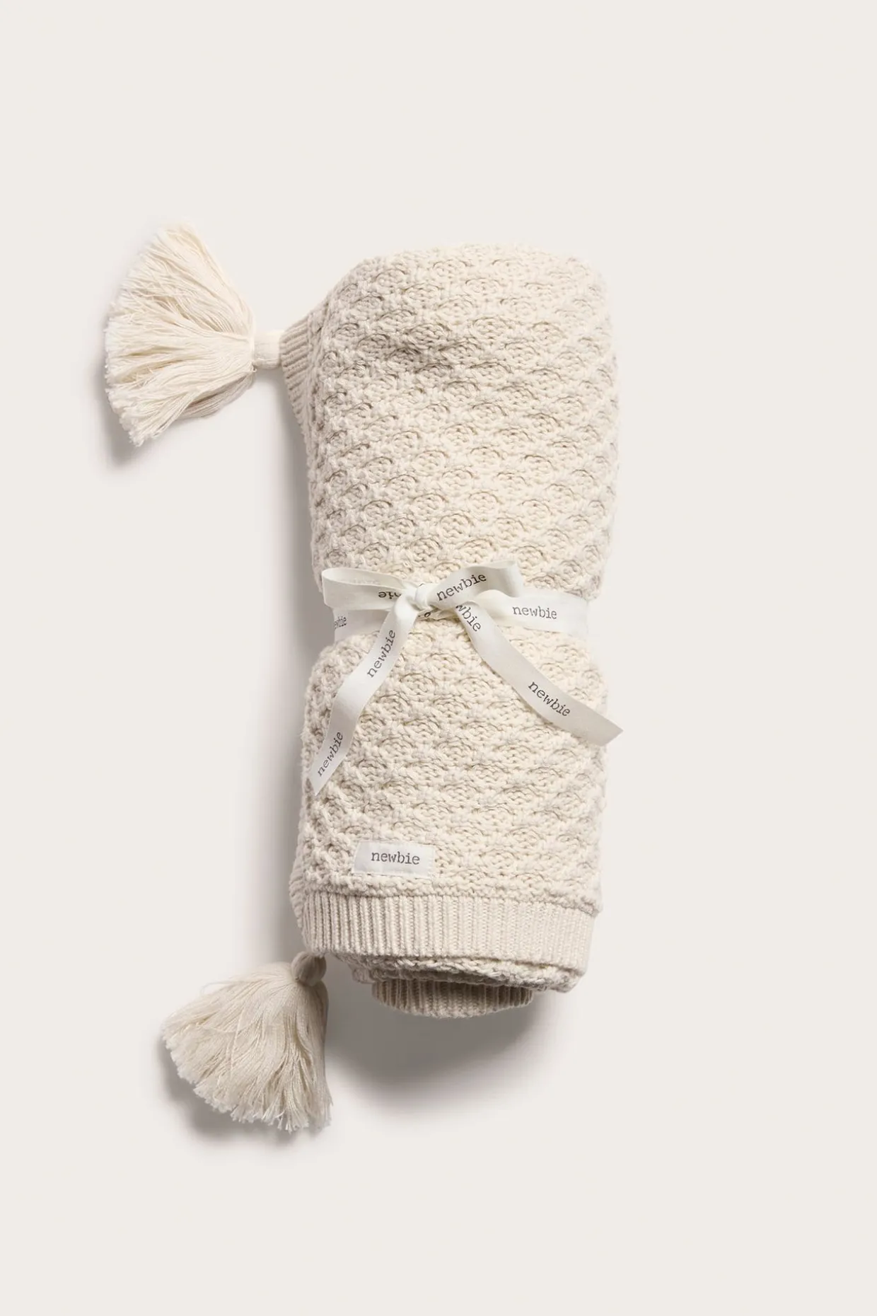 Mønsterstrikket pledd til baby | Lys beige | Baby | Newbie