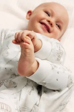 Mønstret babypyjamas