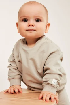Myk sweatshirt til baby med børstet innside
