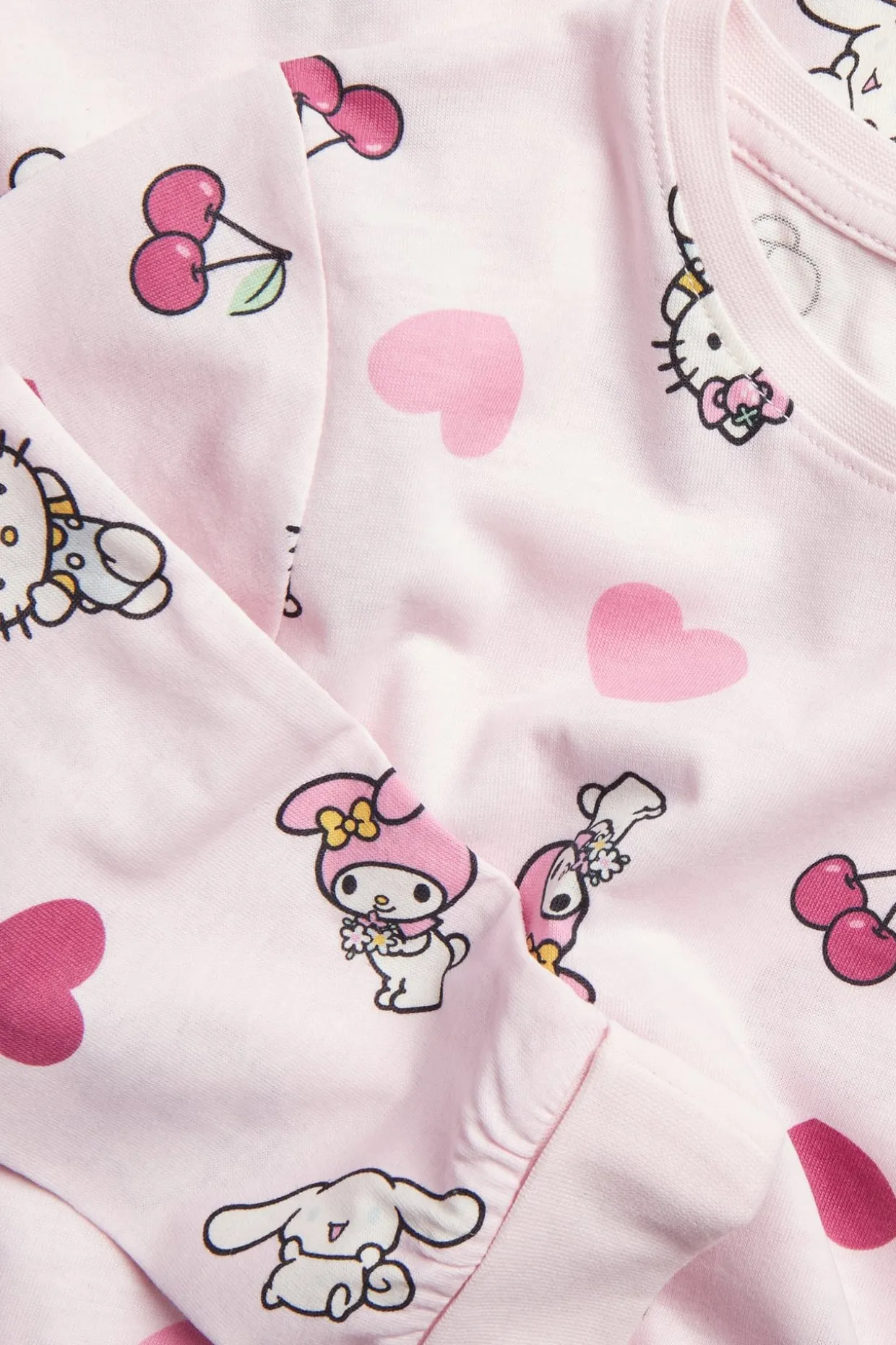 Nattkjole i bomullstrikot med Hello Kitty