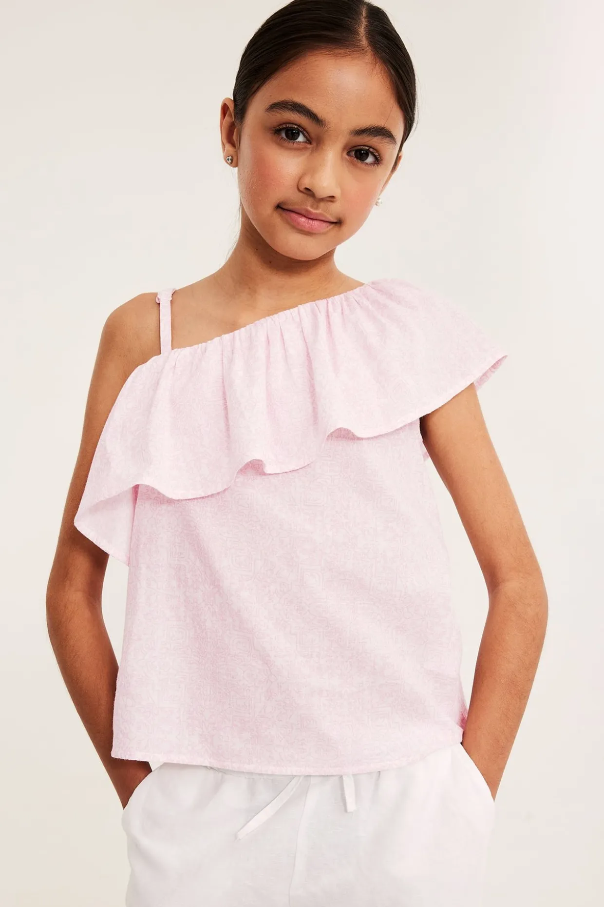One shoulder-topp med volang