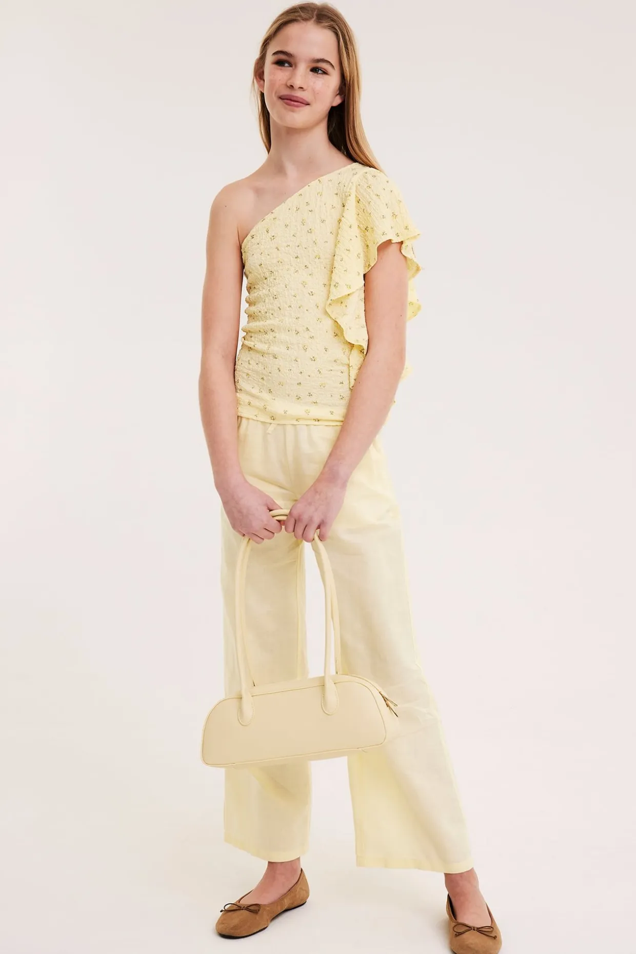 One shoulder-topp med volang