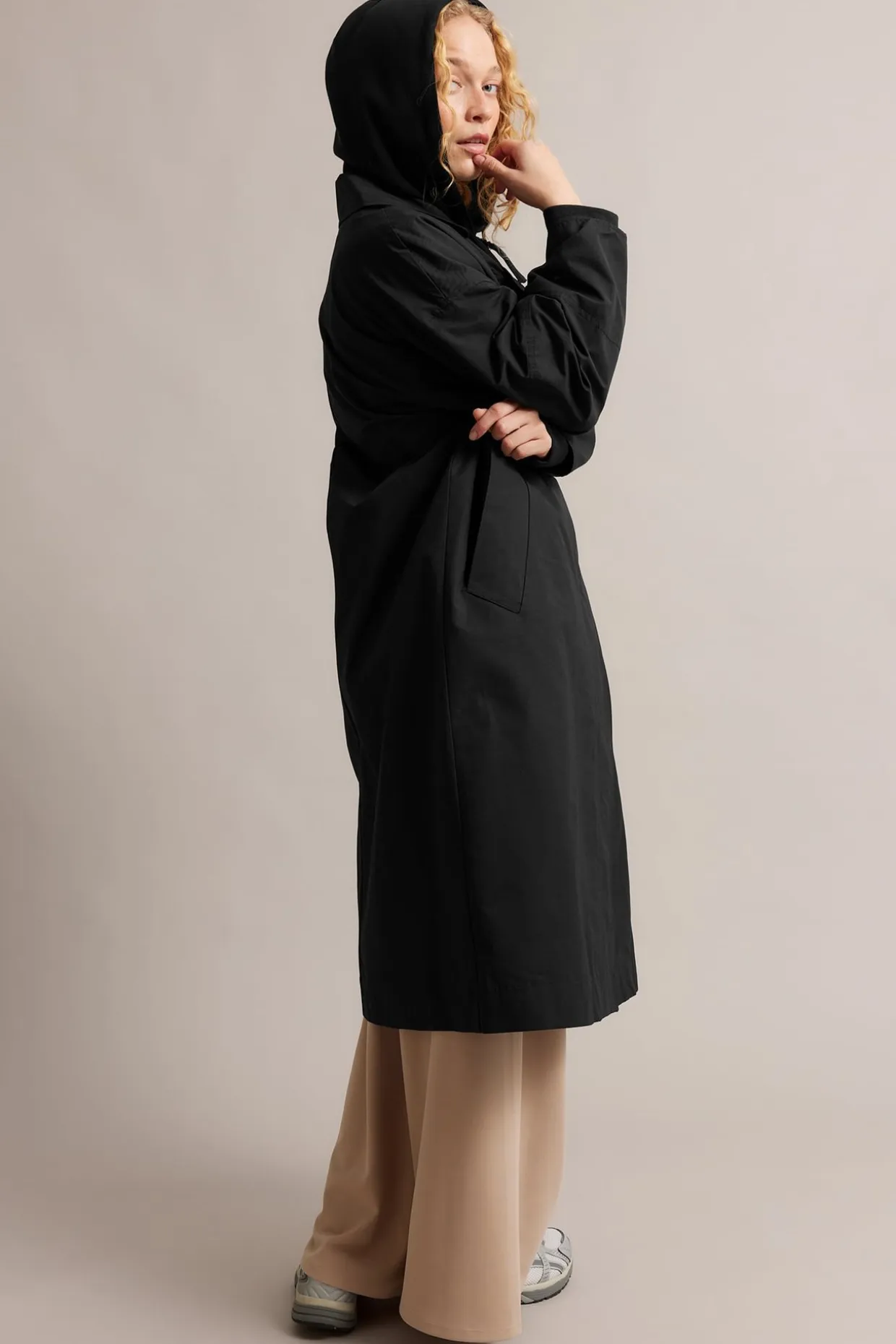 Oversized trenchcoat
