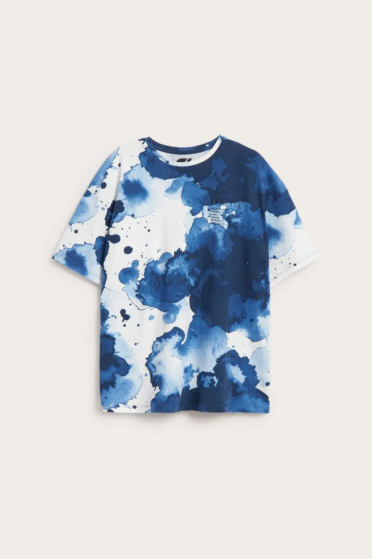Oversize t-skjorte med abstrakt mønster