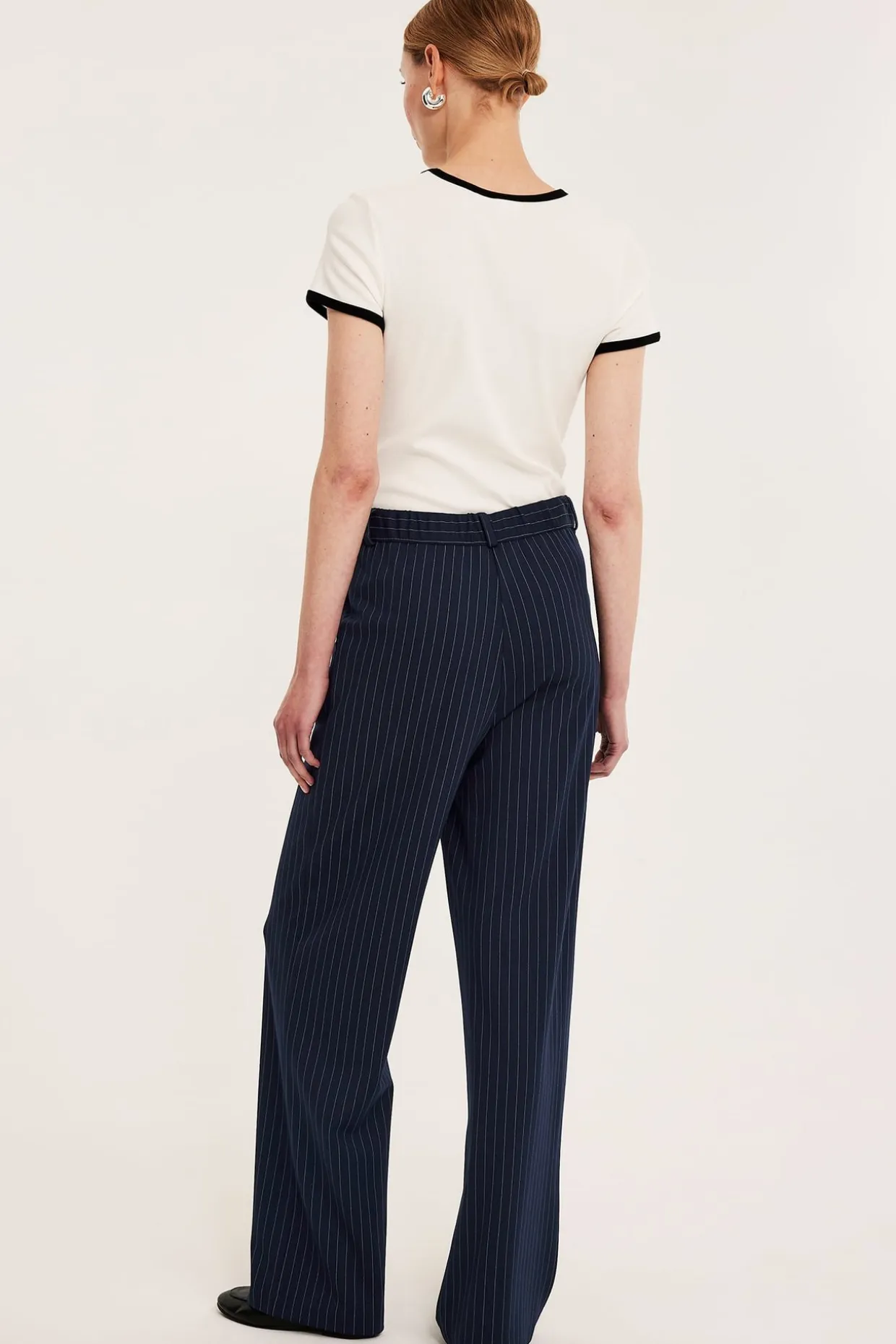 Pinstripete dressbukser