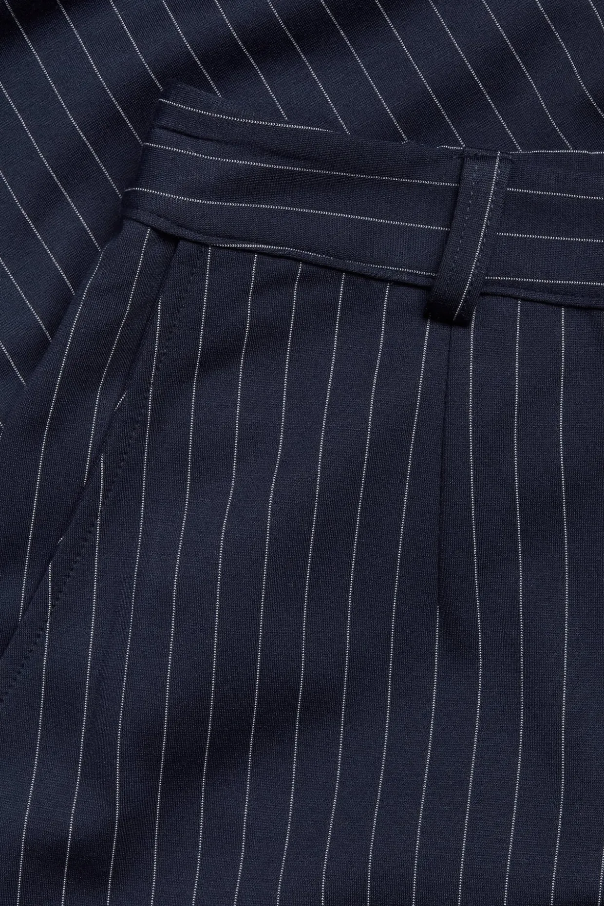 Pinstripete dressbukser