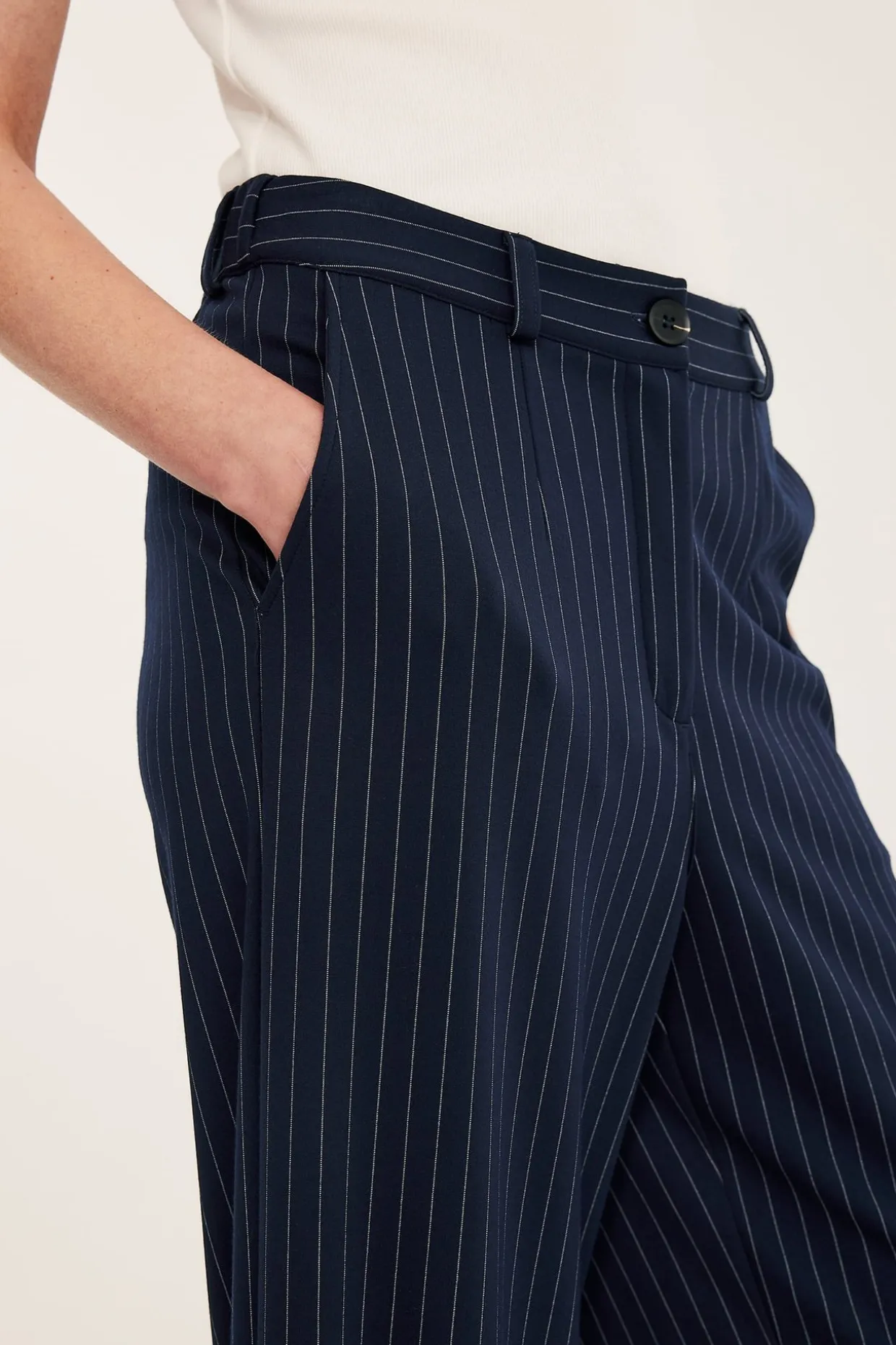 Pinstripete dressbukser