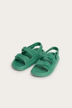Plastsandaler