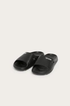 Plastsandaler