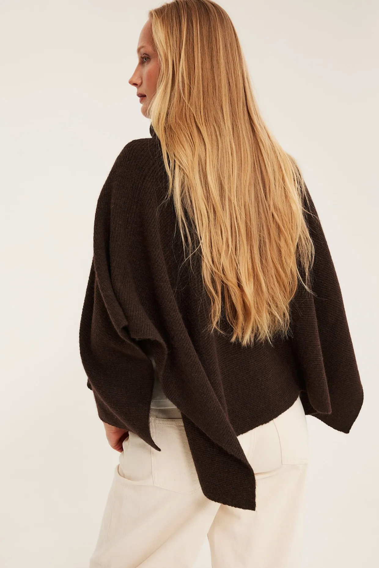 Poncho med polokrage