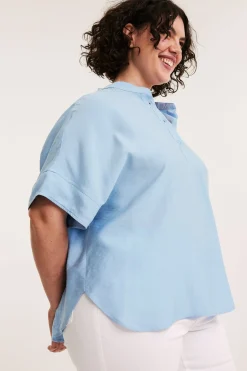 Popover-bluse med korte ermer