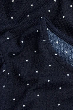 Prikkete topp