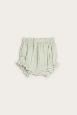 Puffshorts med volang
