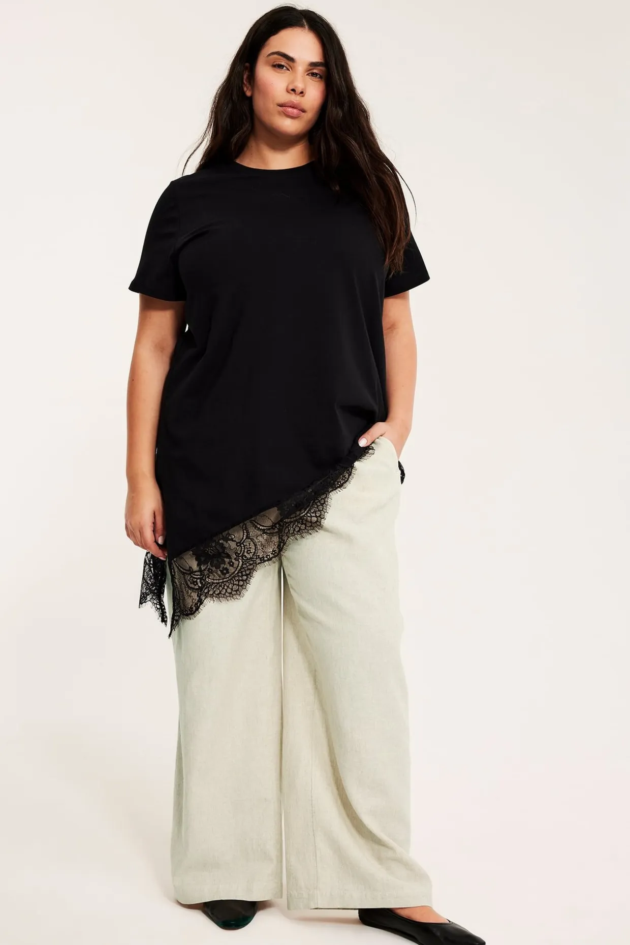 Pull on-bukse i linblanding
