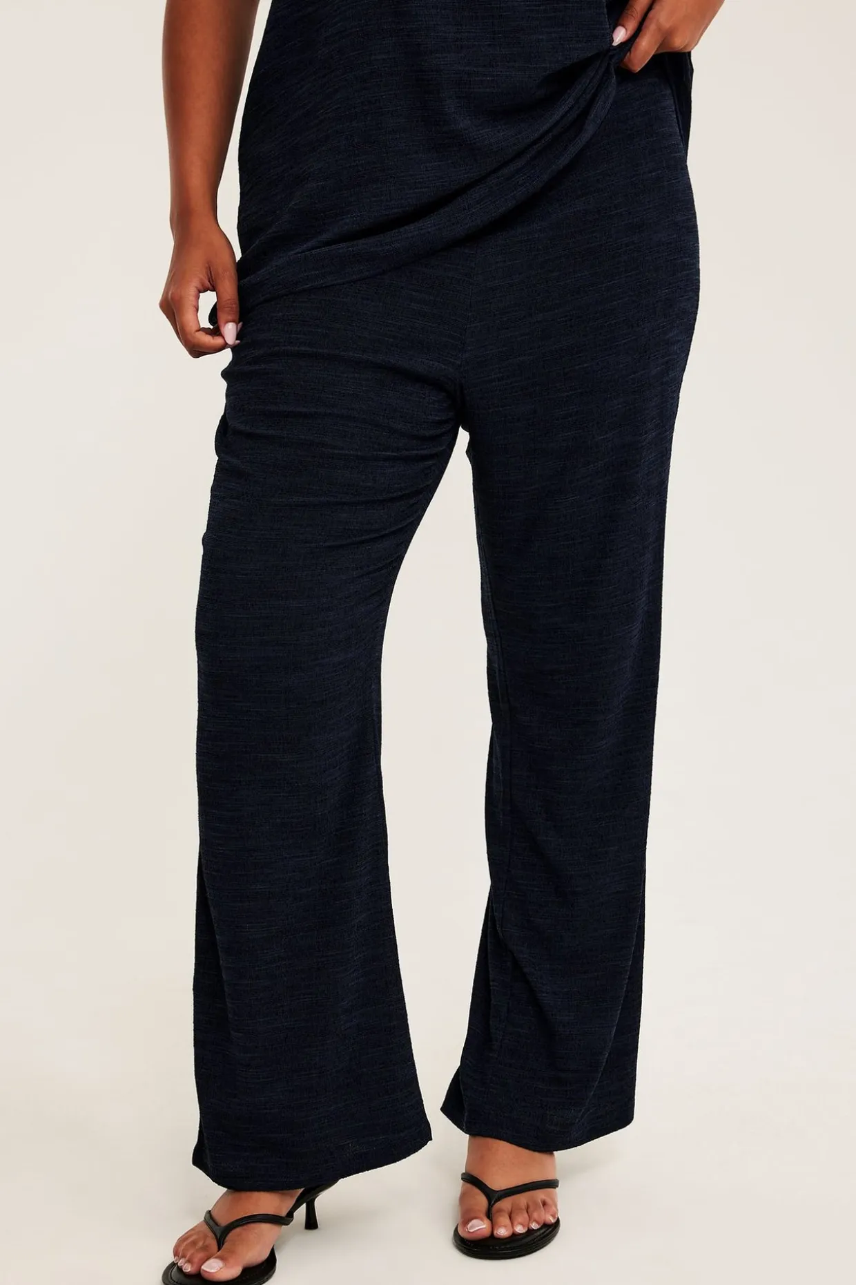 Pull-on-bukser i bootcut-modell