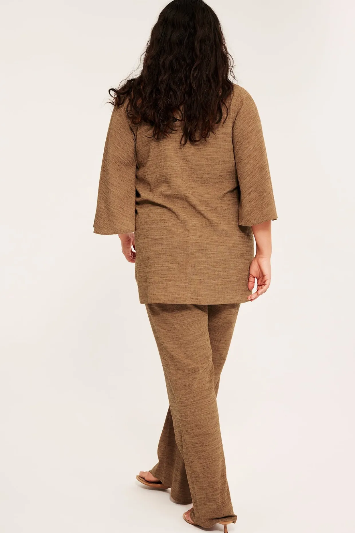 Pull-on-bukser i bootcut-modell