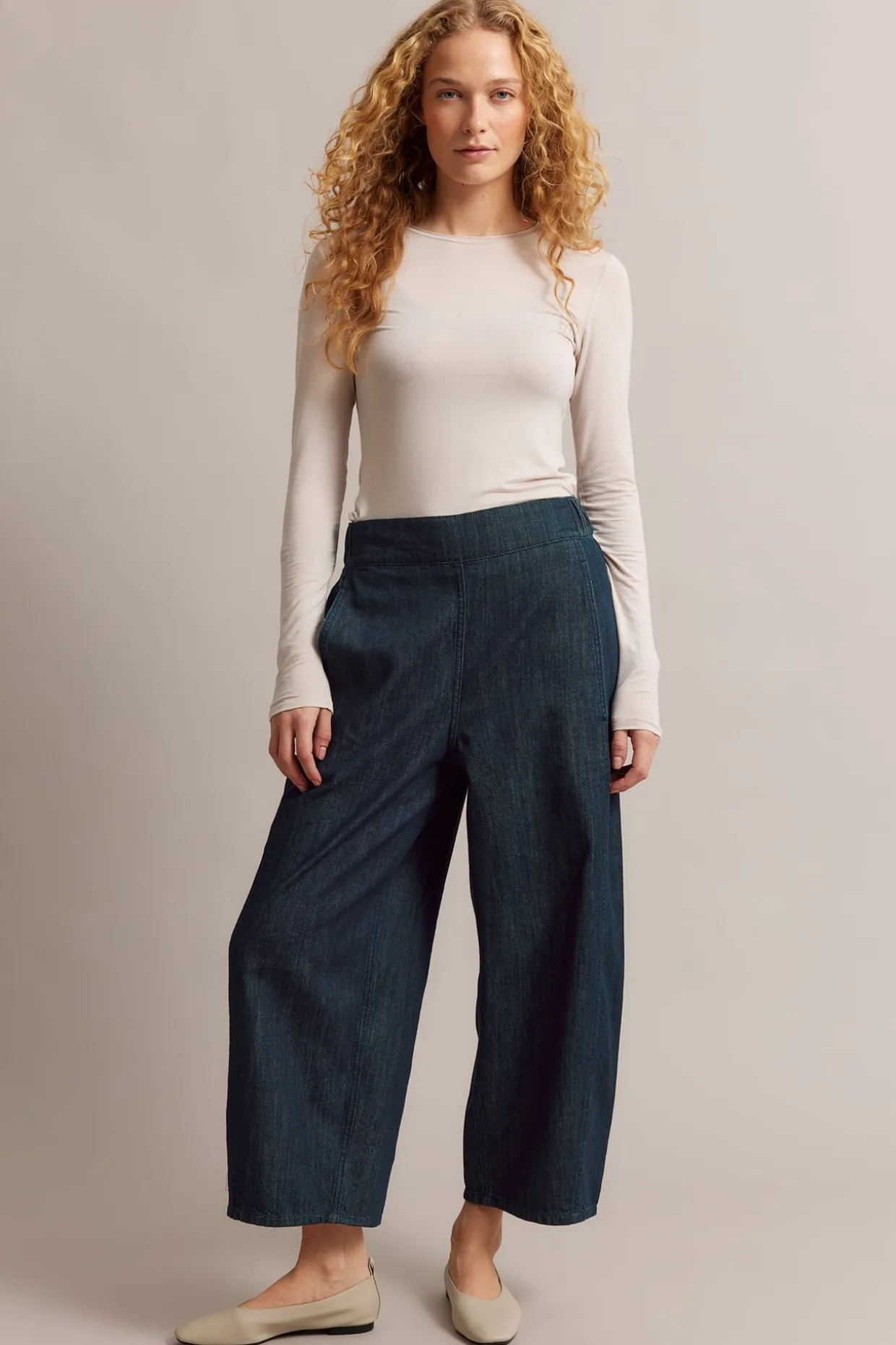 Pull-on jeans barrel fit cropped