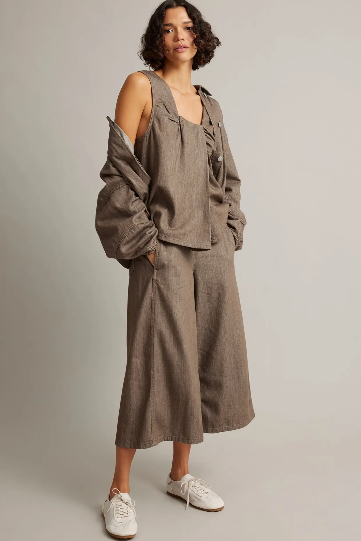 Pull-on-jeans i culotte-modell