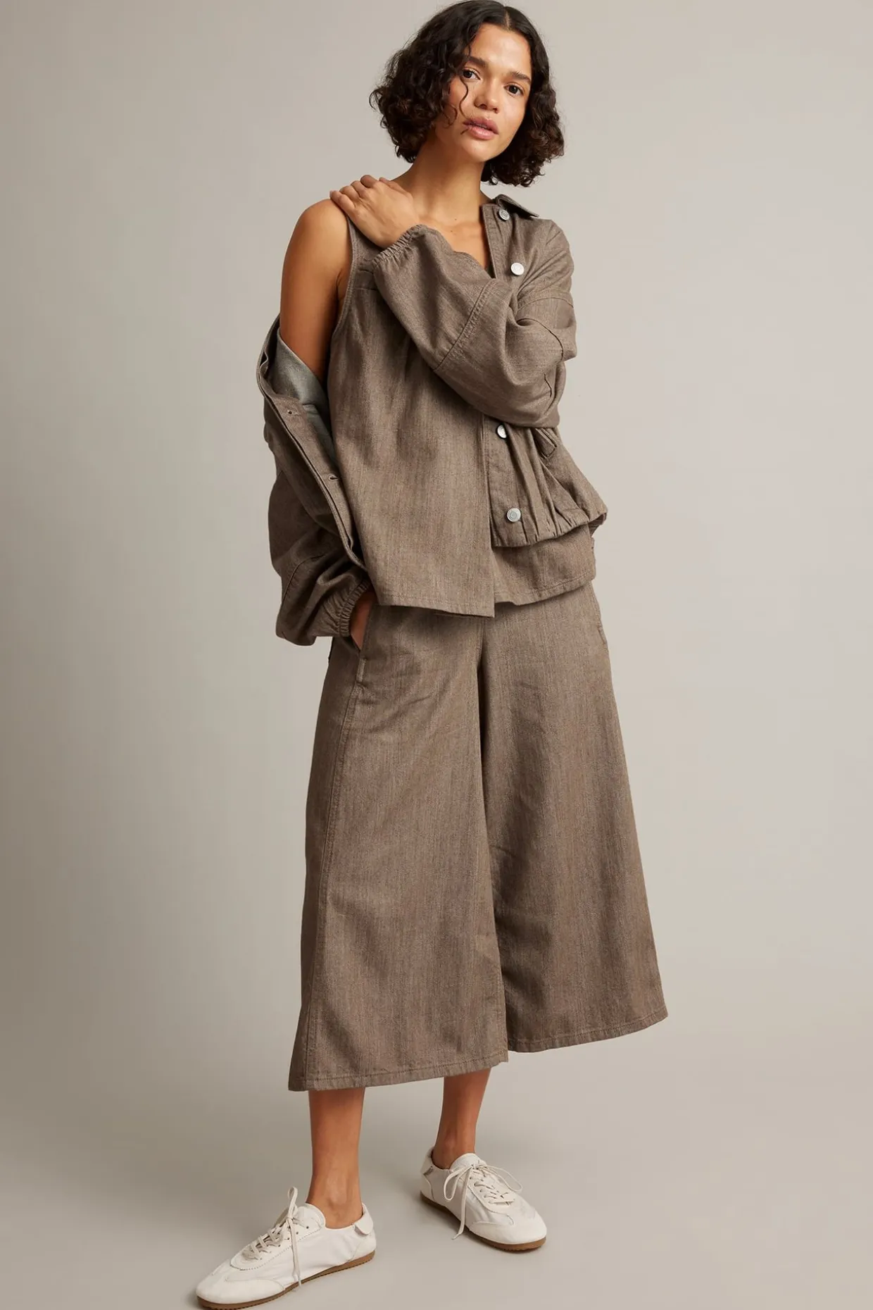 Pull-on-jeans i culotte-modell