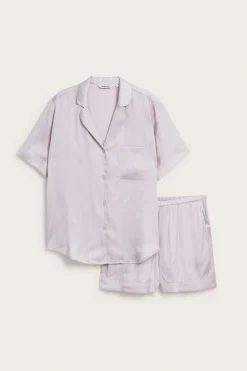 Pyjamasett i viskoseblanding